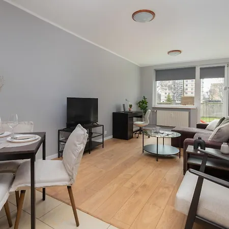 Апартаменты Dlugie Ogrody Spacious In The Center By Renters *